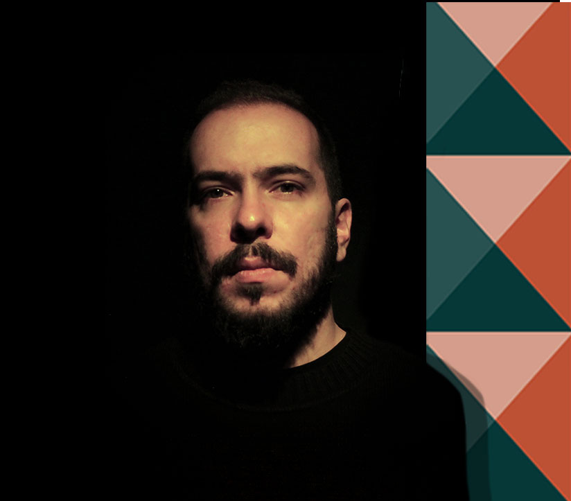 ΘΟΔΩΡΗΣ ΣΤΟΥΓΙΟΣ